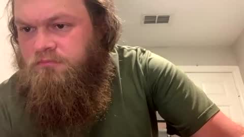 Snapshot of thedude715981 chatting on August 2, 7:18 am thedude715981 online show from August 2, 7:18 am