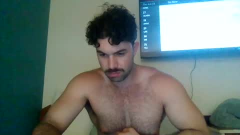 Snapshot of theepapajohn chatting on June 18, 2:23 am theepapajohn online show from June 18, 2:23 am