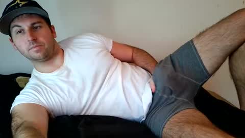 Theetwohander online show from May 4, 3:52 pm