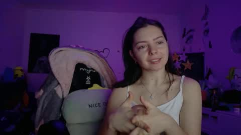 TheFarmergirl online show from January 18, 6:17 am