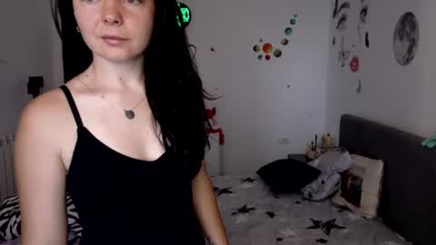 TheFarmergirl online show from August 4, 4:04 am