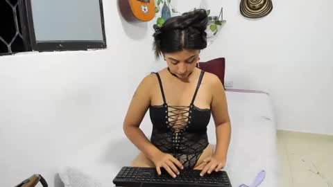 Ariamapola88 online show from December 5, 2:31 am