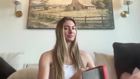 Alyssa Rhoades online show from June 2, 3:14 pm