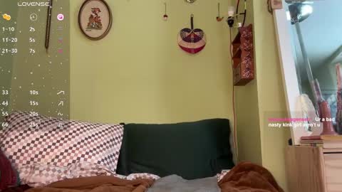 Snapshot of thefoxglovefairy chatting on January 11, 4:14 pm Fae online show from January 11, 4:14 pm