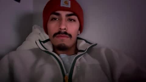 theglorious2002 online show from November 4, 6:01 am