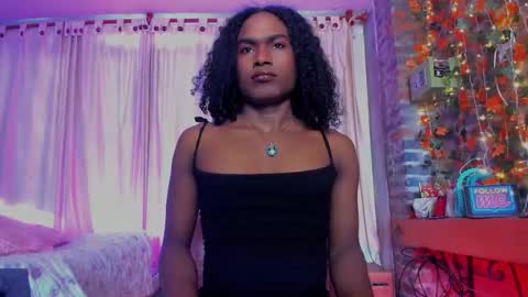 Goldie online show from January 17, 6:33 pm