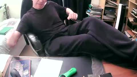 Snapshot of thegoodteacher54 chatting on May 18, 4:02 pm paul online show from May 18, 4:02 pm