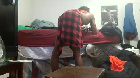 Snapshot of theguyss678 chatting on December 30, 3:58 am Arching4Life online show from December 30, 3:58 am