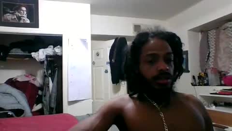 Snapshot of theguyss678 chatting on January 4, 3:50 am Arching4Life online show from January 4, 3:50 am