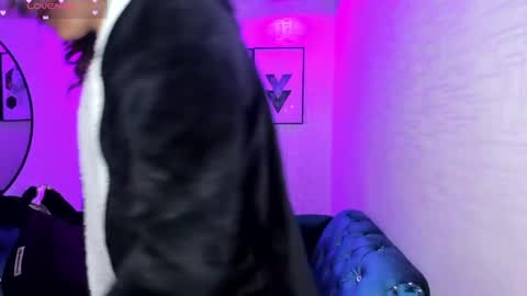 Theia  online show from November 12, 1:00 pm