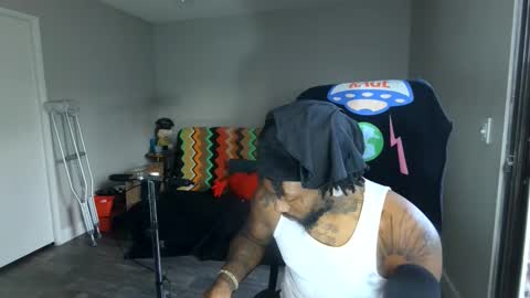 IXMCOUPLE444 online show from April 25, 1:52 am