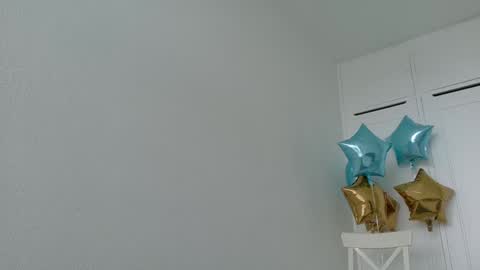 Snapshot of theislandgirl chatting on January 18, 6:01 pm Lily Marie online show from January 18, 6:01 pm