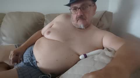 Snapshot of theitalianpapi chatting on July 20, 5:22 am Pippo71 online show from July 20, 5:22 am