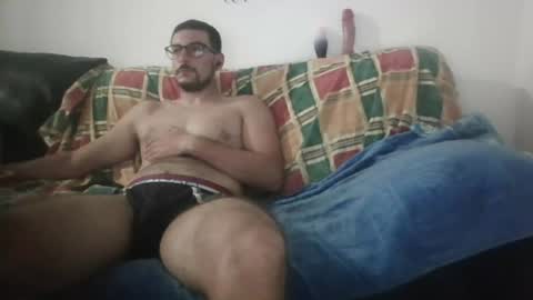 Snapshot of theitalianx95x chatting on August 2, 10:30 pm theitalianx95x online show from August 2, 10:30 pm