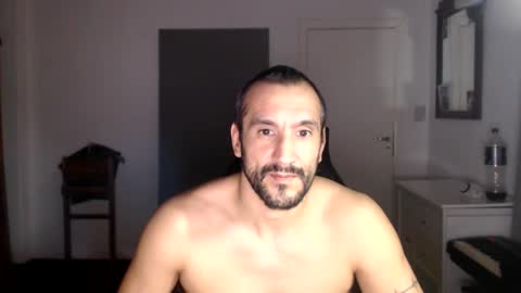 Snapshot of thekingofpains chatting on September 12, 4:40 pm KINGOFPAINS online show from September 12, 4:40 pm