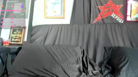 Snapshot of thekinkhouse chatting on July 16, 12:11 pm Goddess Nola online show from July 16, 12:11 pm