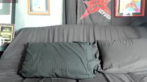 Snapshot of thekinkhouse chatting on July 28, 2:13 pm Goddess Nola online show from July 28, 2:13 pm
