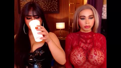 Snapshot of thelastdestroyerxx chatting on May 12, 7:00 pm Paula online show from May 12, 7:00 pm