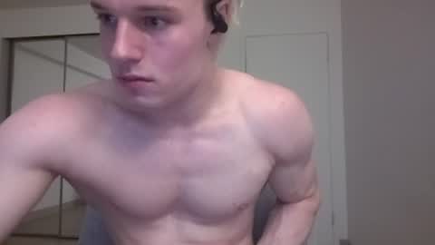 Snapshot of thelevimeyers chatting on July 30, 2:10 am thelevimeyers online show from July 30, 2:10 am