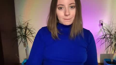 Snapshot of thelexy chatting on December 23, 10:21 am Alexa online show from December 23, 10:21 am