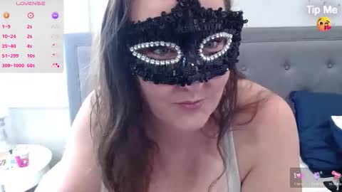 Lacey online show from December 17, 2:01 pm