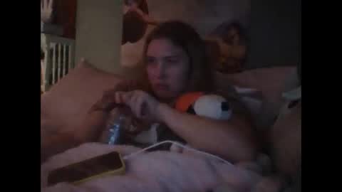 Little Bambii online show from December 18, 2:28 am