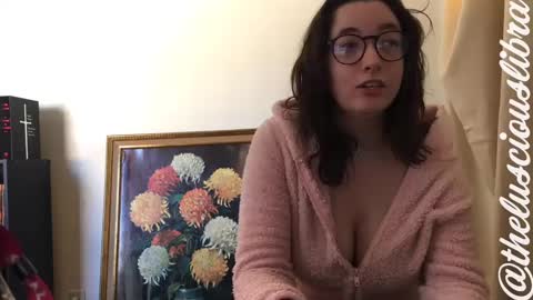 Snapshot of thelusciouslibra chatting on February 16, 5:48 pm thelusciouslibra online show from February 16, 5:48 pm