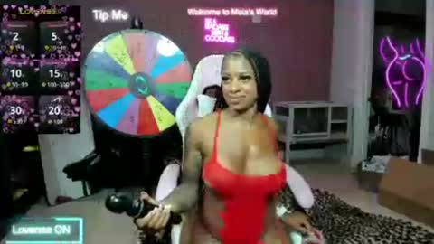 Snapshot of themanseater chatting on June 26, 2:38 am Themaneater online show from June 26, 2:38 am