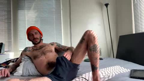 Snapshot of themasturater chatting on February 24, 5:44 pm The Masturater online show from February 24, 5:44 pm