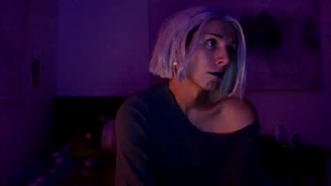 Lucy Lucy online show from December 27, 2:58 am