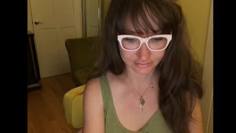 Cach Nelson online show from October 28, 8:29 am