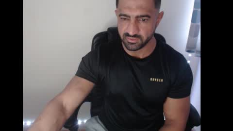 Snapshot of themusclefactory chatting on November 1, 4:09 pm TheMuscleFactory online show from November 1, 4:09 pm