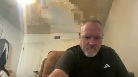 Snapshot of thenewganon chatting on May 30, 6:49 pm thenewganon online show from May 30, 6:49 pm
