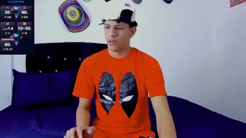 Snapshot of theo_bigcock_ chatting on July 15, 7:08 pm Theo online show from July 15, 7:08 pm
