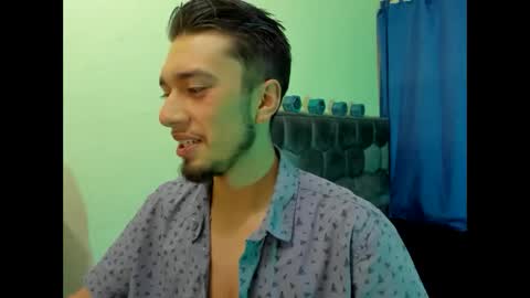 Snapshot of theo_stone04 chatting on September 17, 10:17 am Theo online show from September 17, 10:17 am