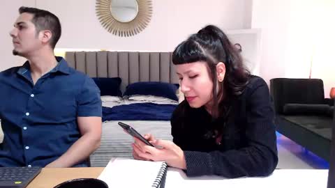 Snapshot of theoffice_couple chatting on July 1, 7:02 pm The Office Couple online show from July 1, 7:02 pm