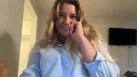 Snapshot of theoneandonlyava chatting on March 27, 11:26 pm Ava online show from March 27, 11:26 pm