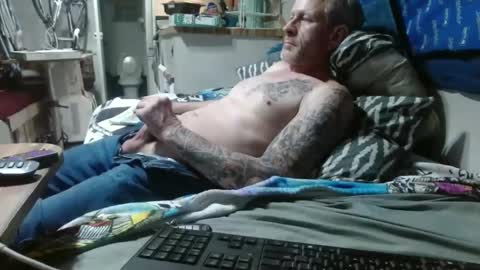 Snapshot of theoneyouwant2fuck chatting on February 3, 4:04 am theoneyouwanttwofuck online show from February 3, 4:04 am