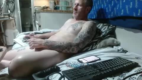 Snapshot of theoneyouwant2fuck chatting on February 5, 2:40 am theoneyouwanttwofuck online show from February 5, 2:40 am