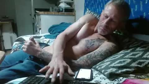 Snapshot of theoneyouwant2fuck chatting on February 6, 6:08 am theoneyouwanttwofuck online show from February 6, 6:08 am