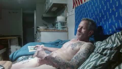 Snapshot of theoneyouwant2fuck chatting on February 7, 5:41 am theoneyouwanttwofuck online show from February 7, 5:41 am