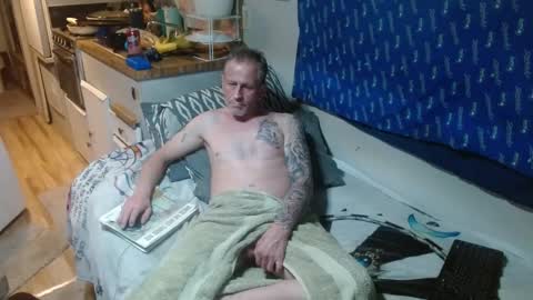 Snapshot of theoneyouwant2fuck chatting on March 12, 6:07 am theoneyouwanttwofuck online show from March 12, 6:07 am