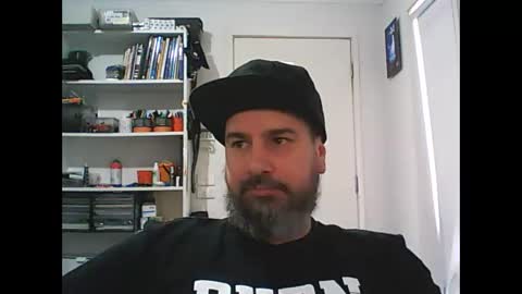 aussiebeard online show from October 8, 1:36 am