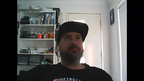 Snapshot of theozbeardguy chatting on May 11, 12:05 am aussiebeard online show from May 11, 12:05 am