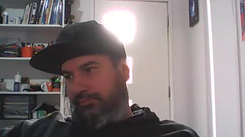 aussiebeard online show from June 15, 1:08 am