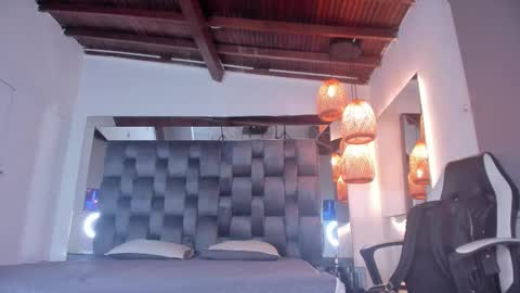 Pamela  online show from March 13, 11:06 am