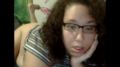 Amelia online show from April 28, 3:33 am
