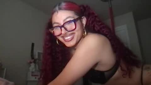 Snapshot of therain222 chatting on February 14, 6:43 am therain222 online show from February 14, 6:43 am