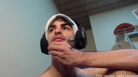 Snapshot of therazhanen chatting on December 29, 5:42 am Santiago Enrique online show from December 29, 5:42 am