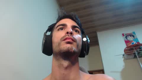 Snapshot of therazhanen chatting on February 28, 5:26 am Santiago Enrique online show from February 28, 5:26 am